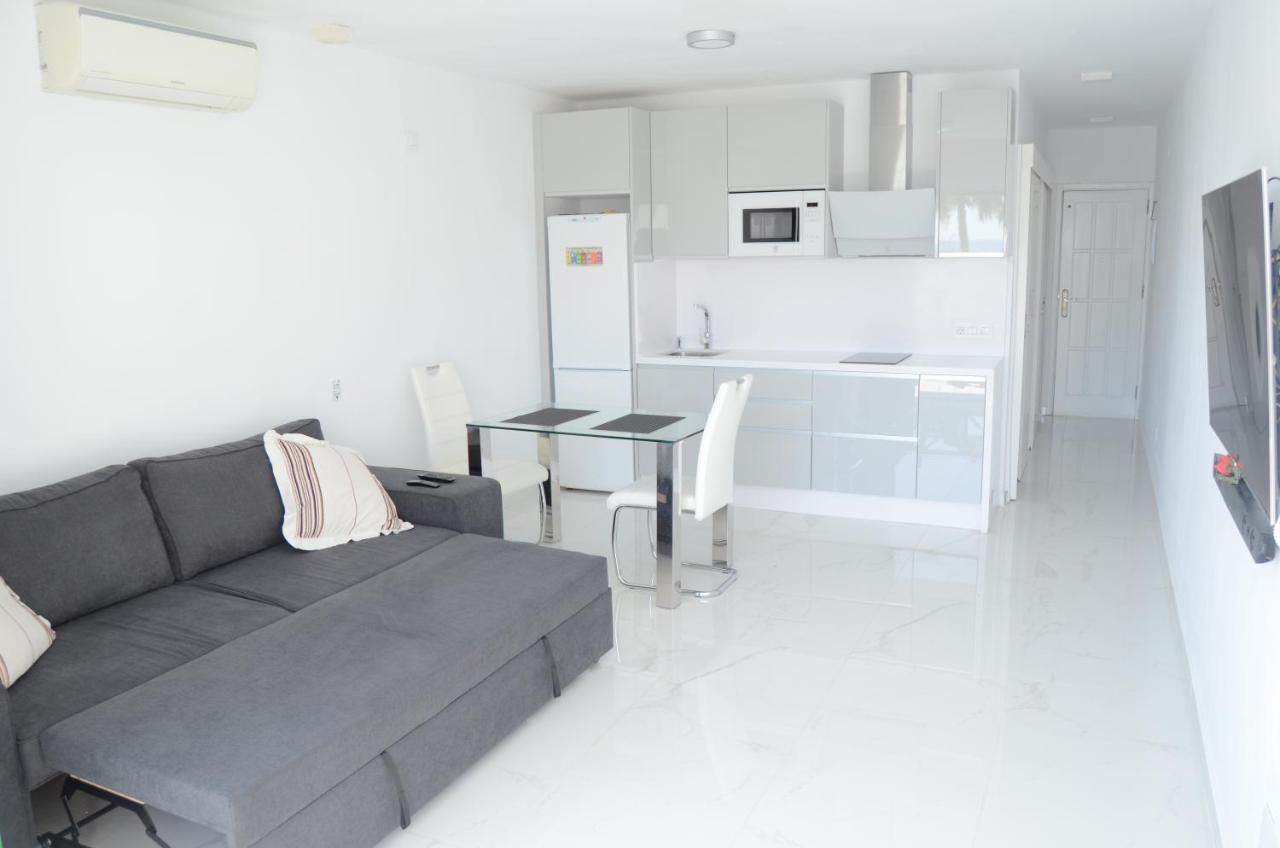 Modern Quiet Apartament Beach Front San Bartolomé Екстериор снимка